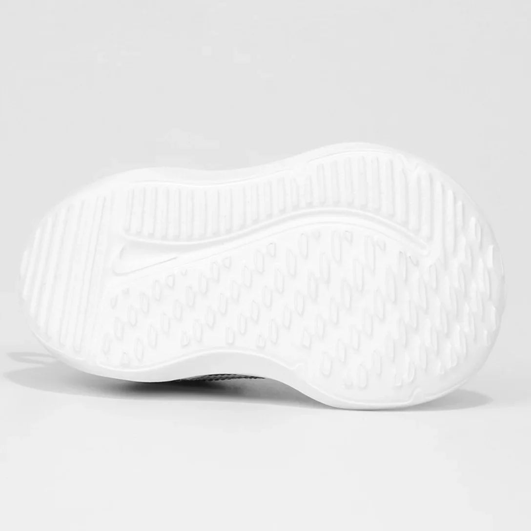 Tênis Infantil Dowshifter 12 NNV - Preto+Branco